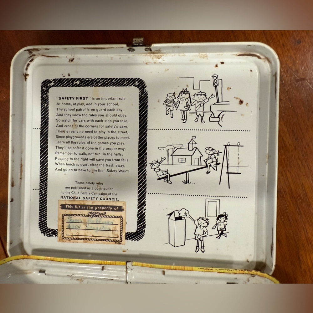 Vintage 1966 JUNIOR MISS Yellow Metal Lunchbox – Aladdin Industries - Picture 11 of 16